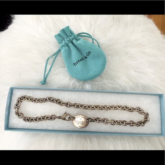 Return to Tiffany oval tag necklace